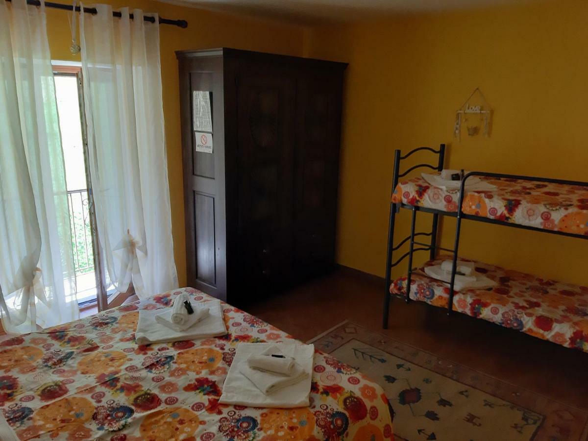 Ca' Virasolelh Macra Quarto foto